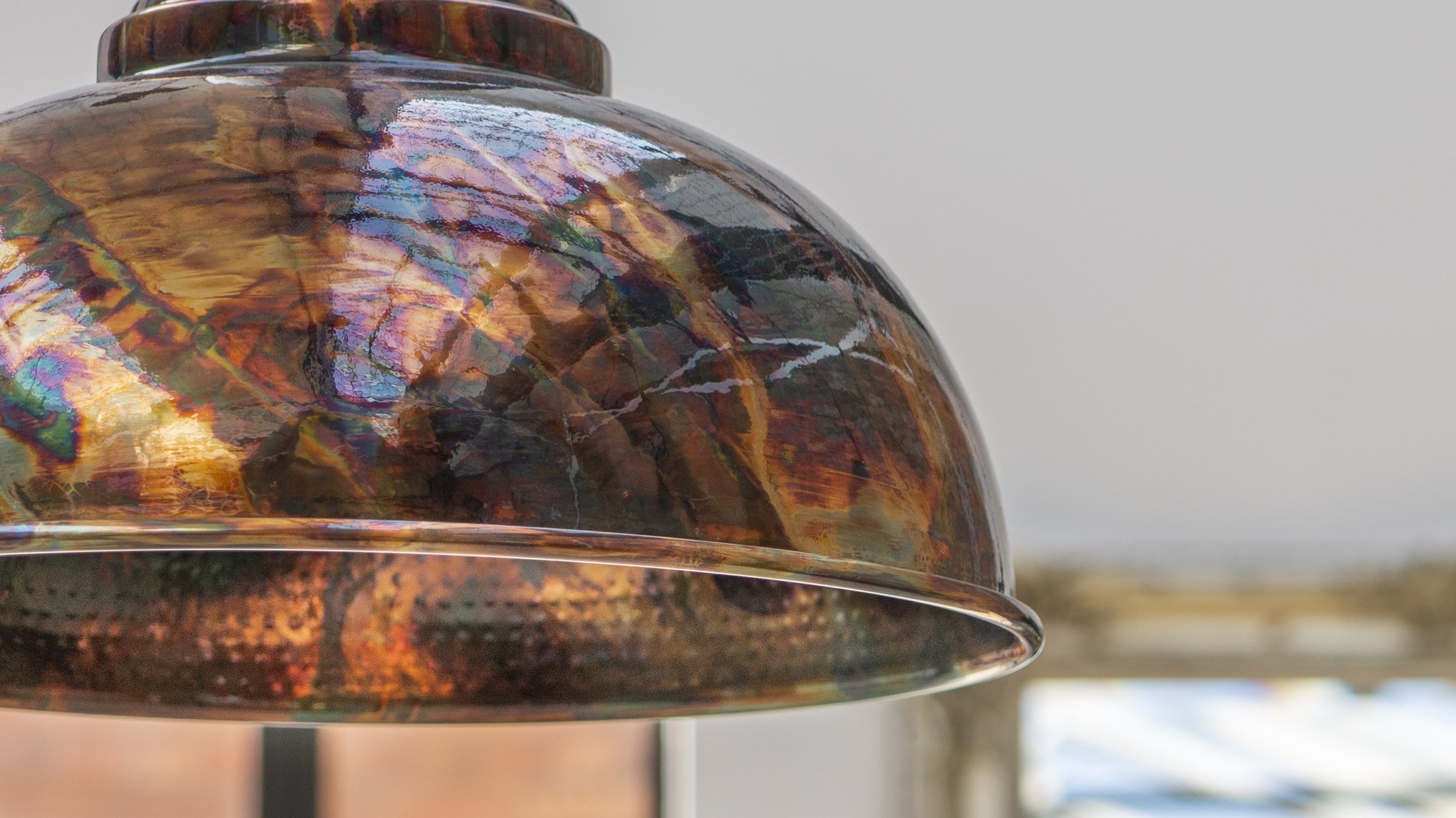 How to Style Pendant Lights in Your Kitchen