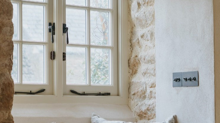 How to Fit a Window Stay