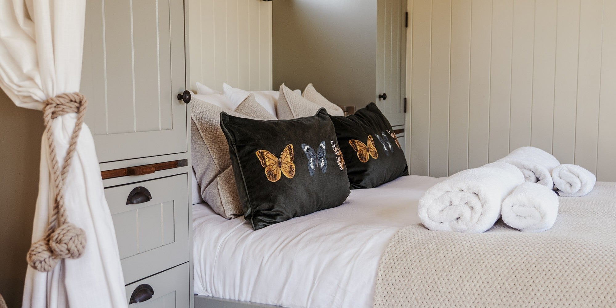 Traditional Cabinet Hardware