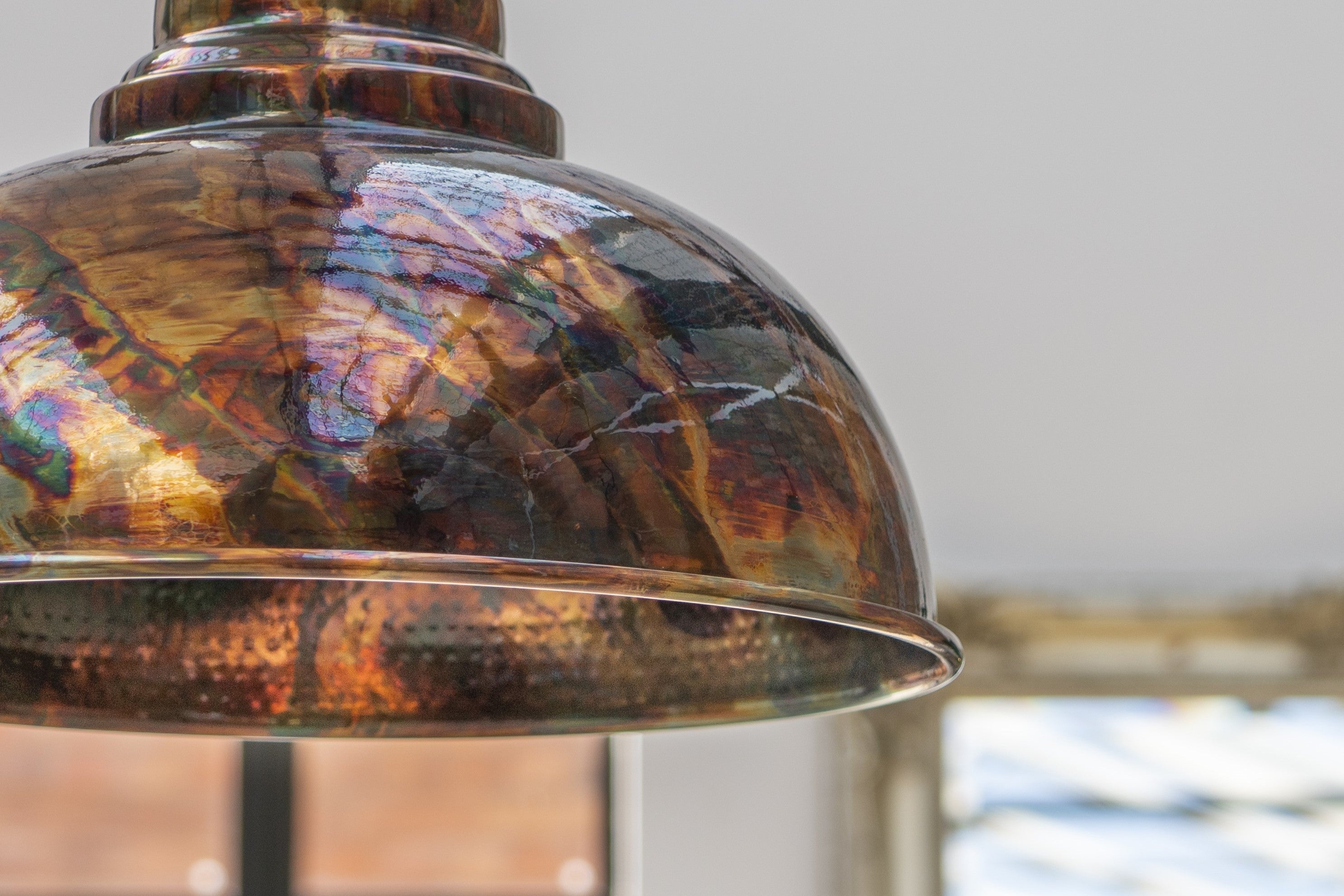 How to Style Pendant Lights in Your Kitchen