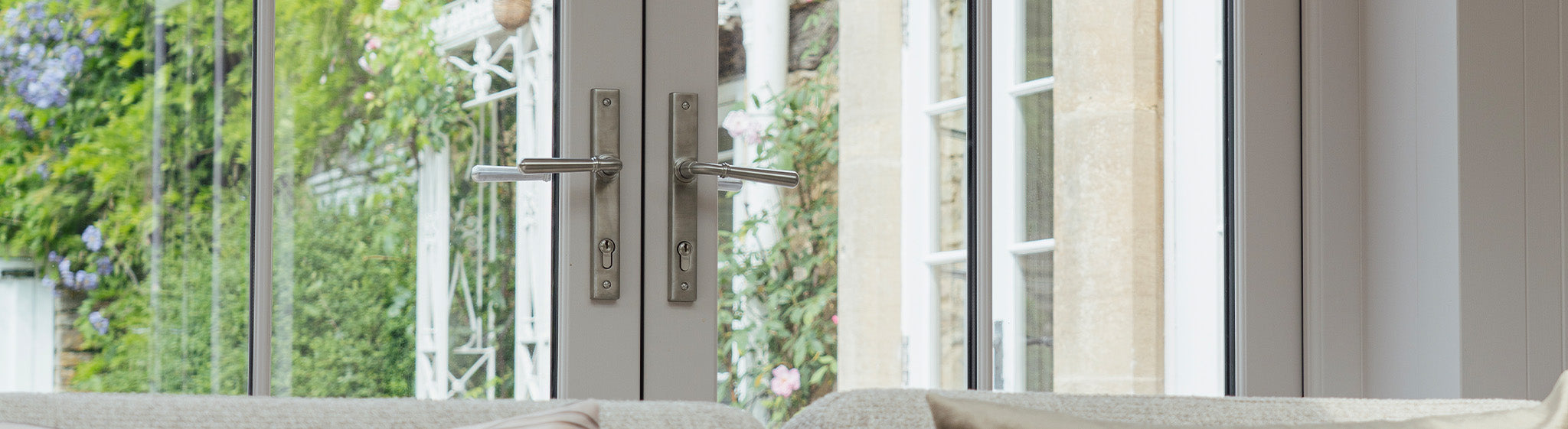 Slimline Espag. Lever Handles