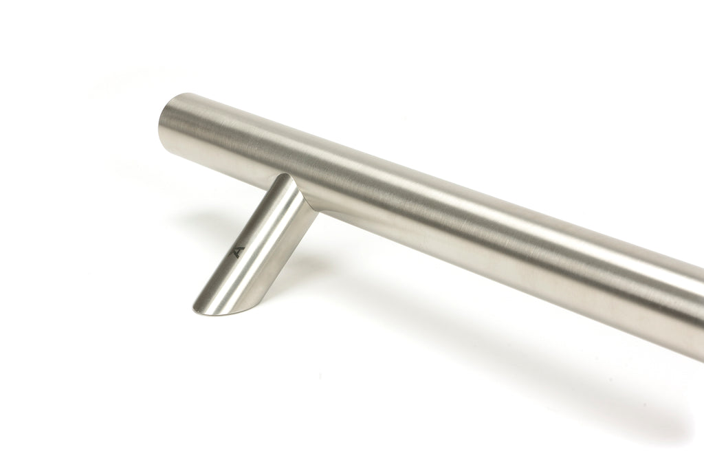 White background image of From The Anvil's Satin Marine SS (316) Offset T Bar Handle B2B 32mm dia | From The Anvil
